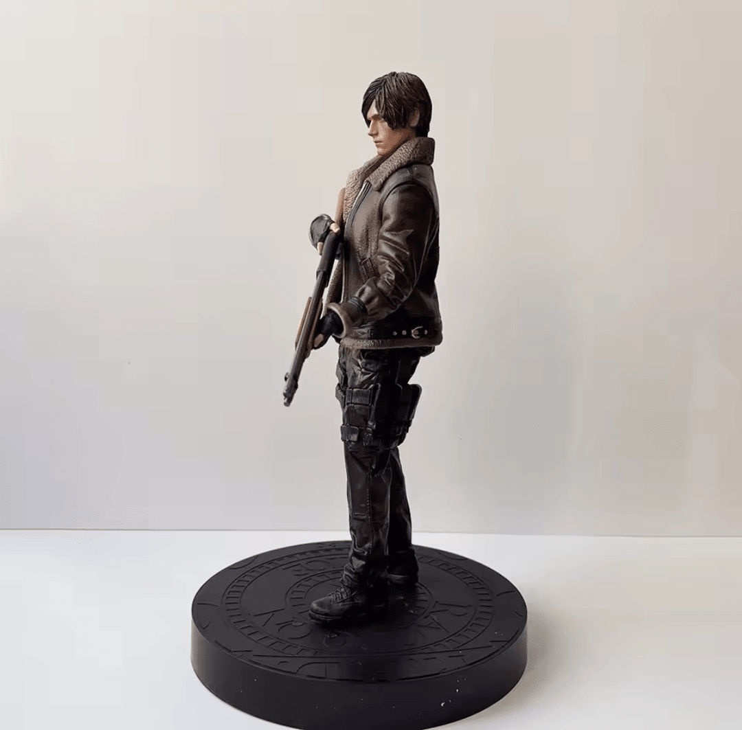 FIGURA LEON KENNEDY RESIDENT EVIL EASY GAMES