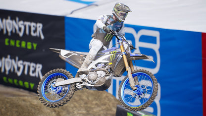 Monster Energy Supercross 5 - Xbox Series X Deep Silver