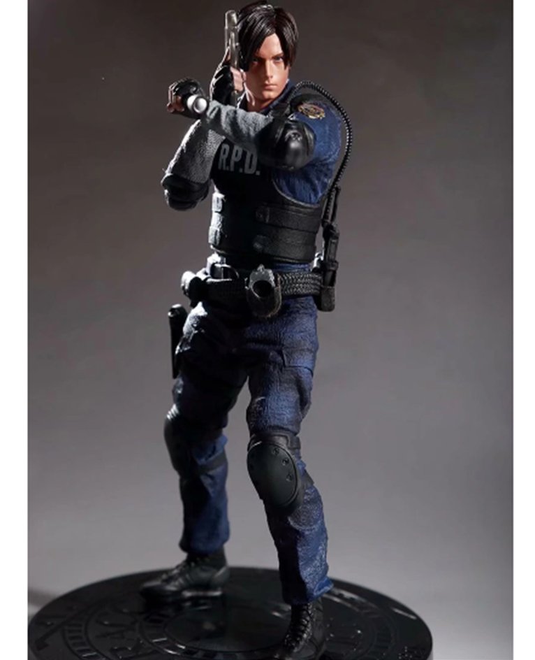 LEON KENNEDY RESIDENT EVIL 2 FIGURA PVC 32CM